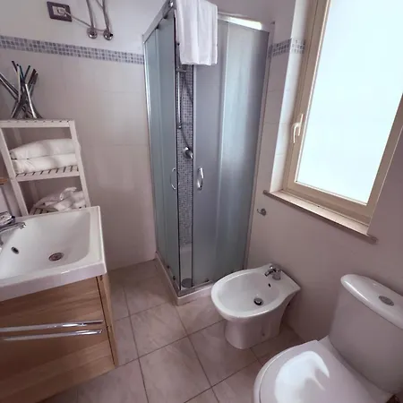 Casa Recanati - A Due Passi Dal Mare Giardini Naxos